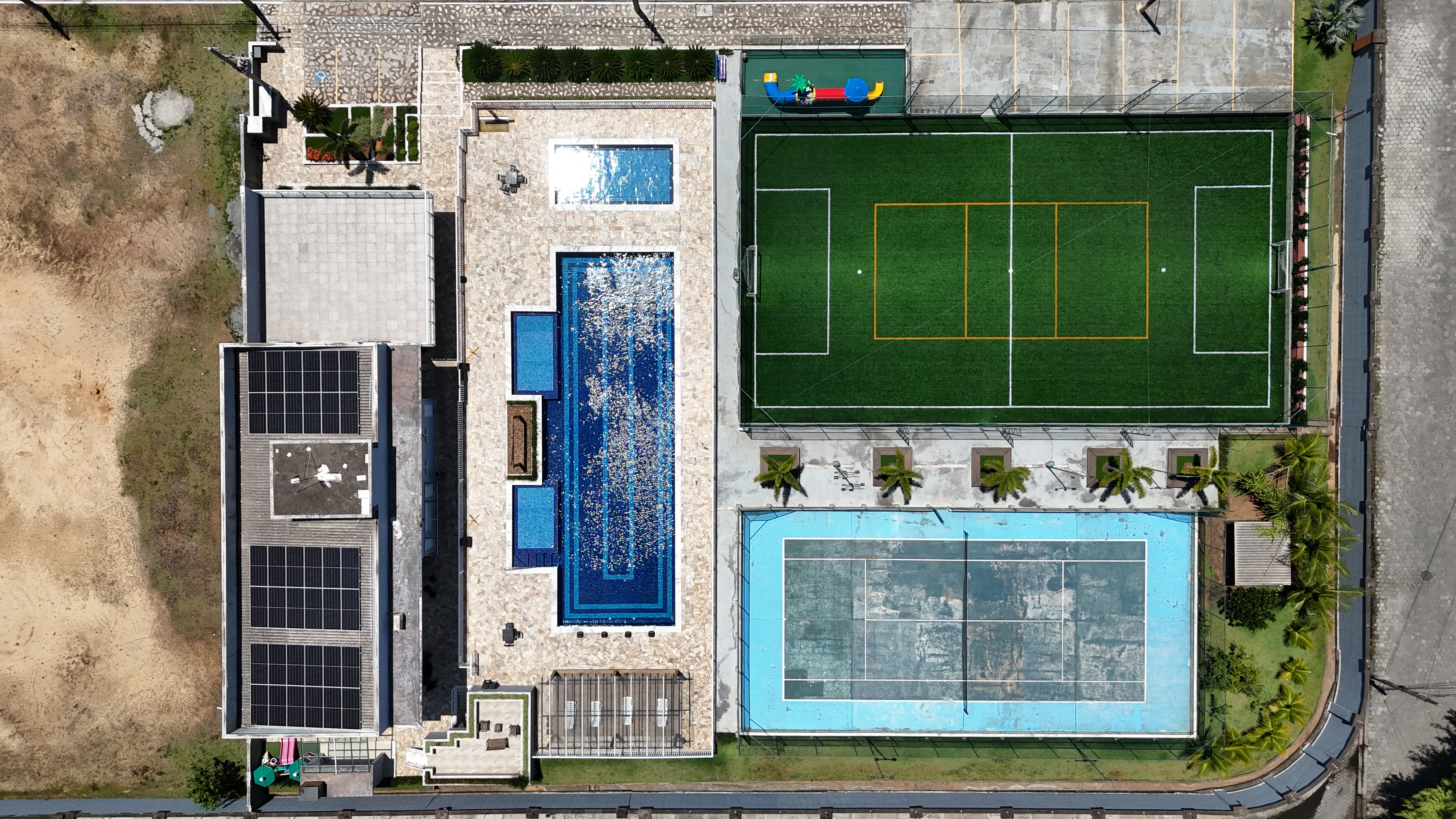 Área de Lazer Flora Rica